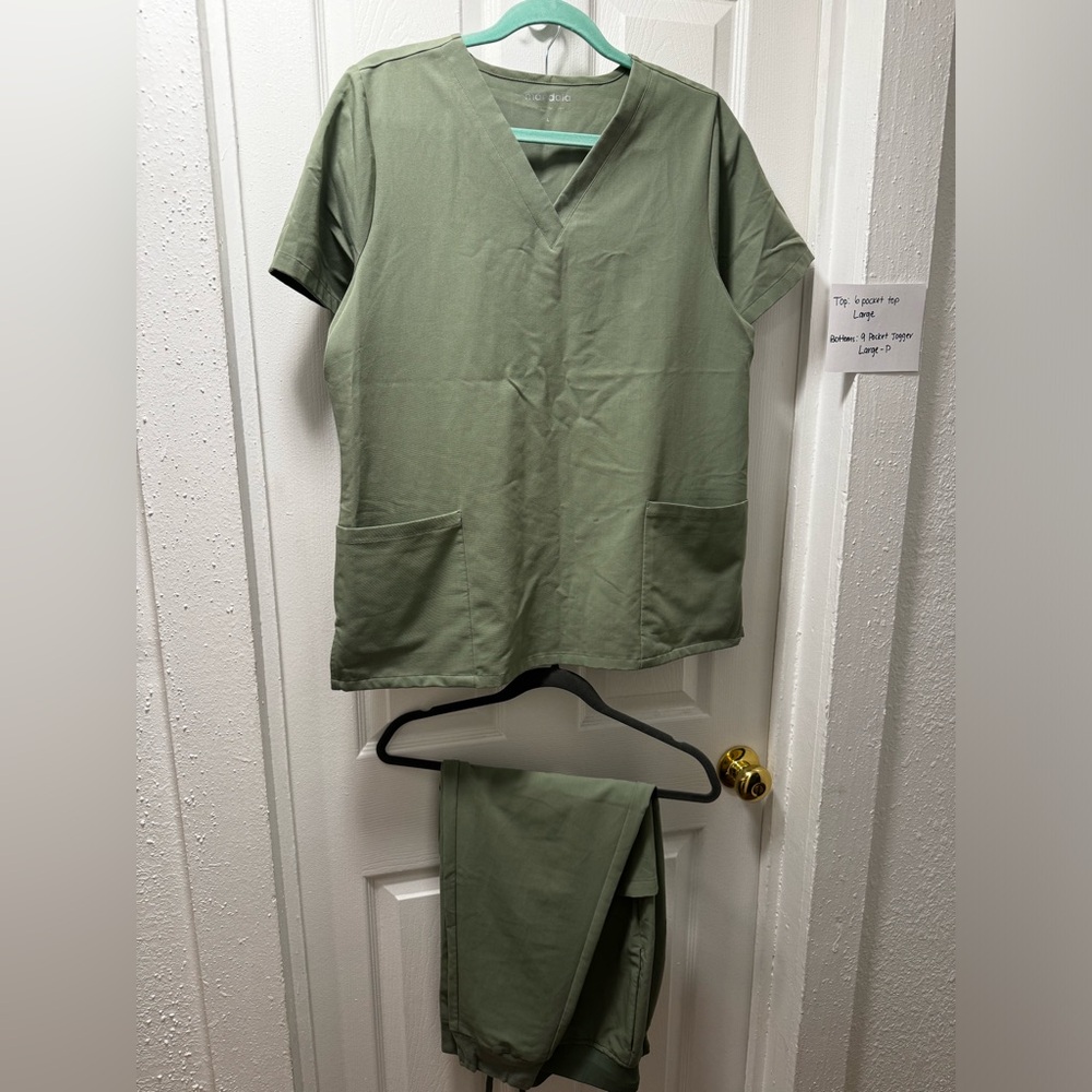 Mandala Scrubs (Large)